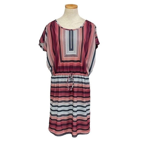 PrAna Dress Short Sleeve Blouson Geometric Red Gray Size Medium M - Picture 1 of 17